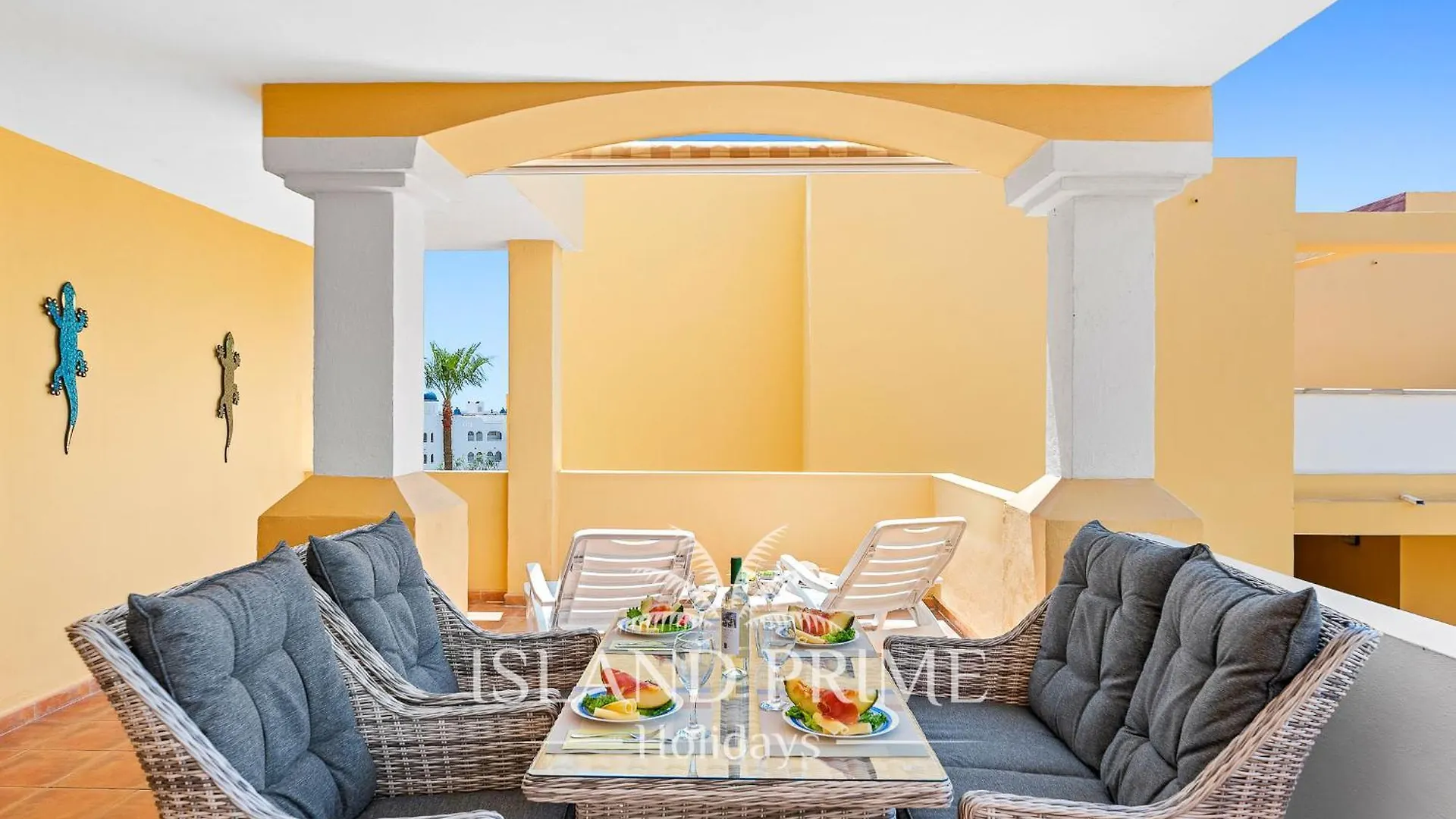 Holiday Relax In A Heated Pool Complex In The Center Of Golf Del Sur Dm63 サンミゲル・デ・アボナ スペイン