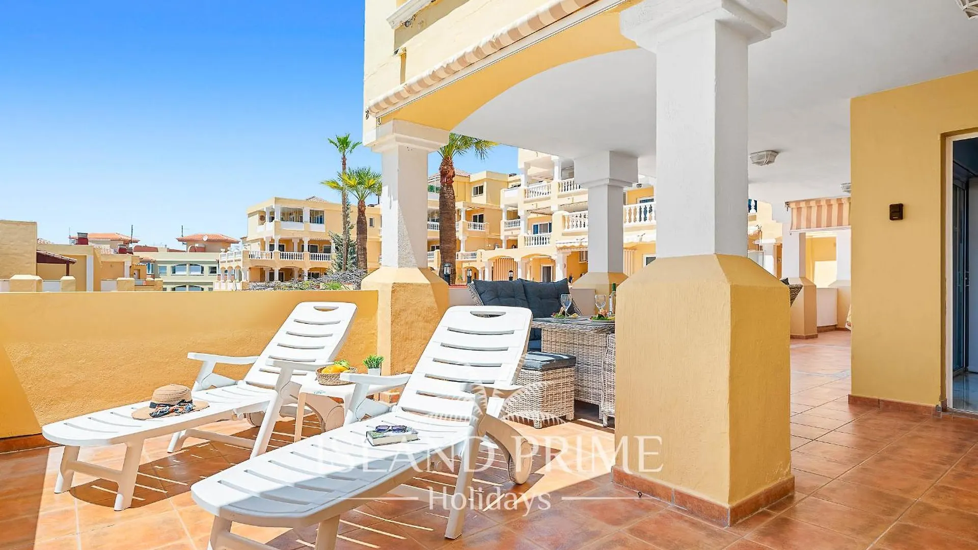 הקונטקטים של Holiday Relax In A Heated Pool Complex In The Center Of Golf Del Sur Dm63